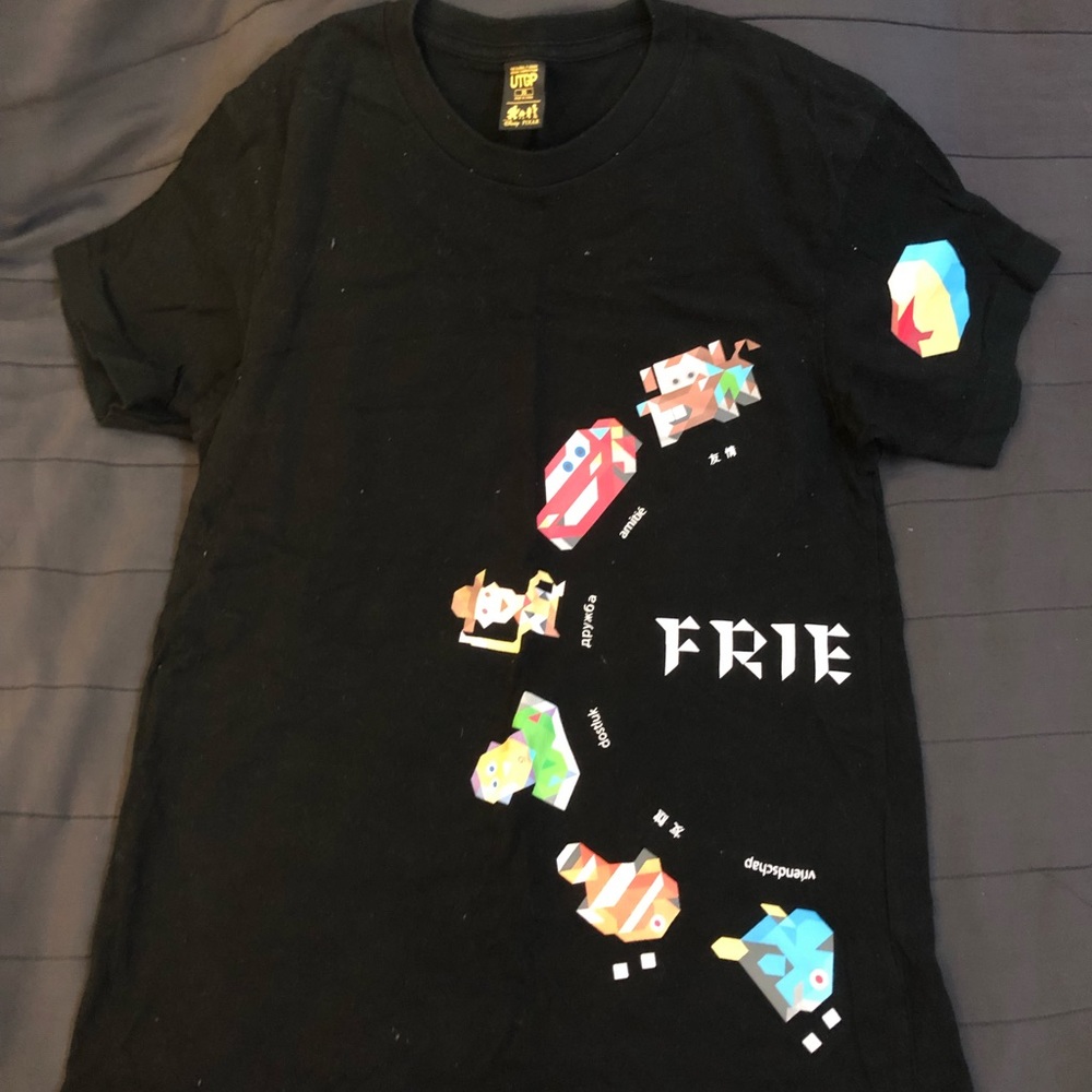 Uniqlo X Disney shirt